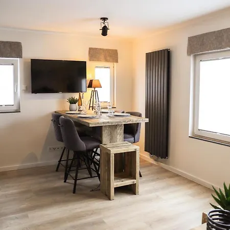 Smart Topas 301 Apartment